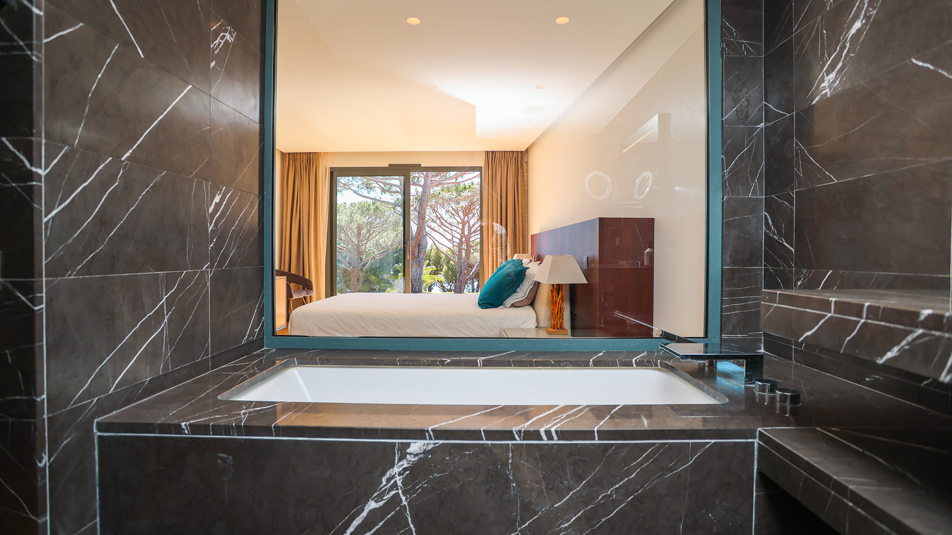 Slide show